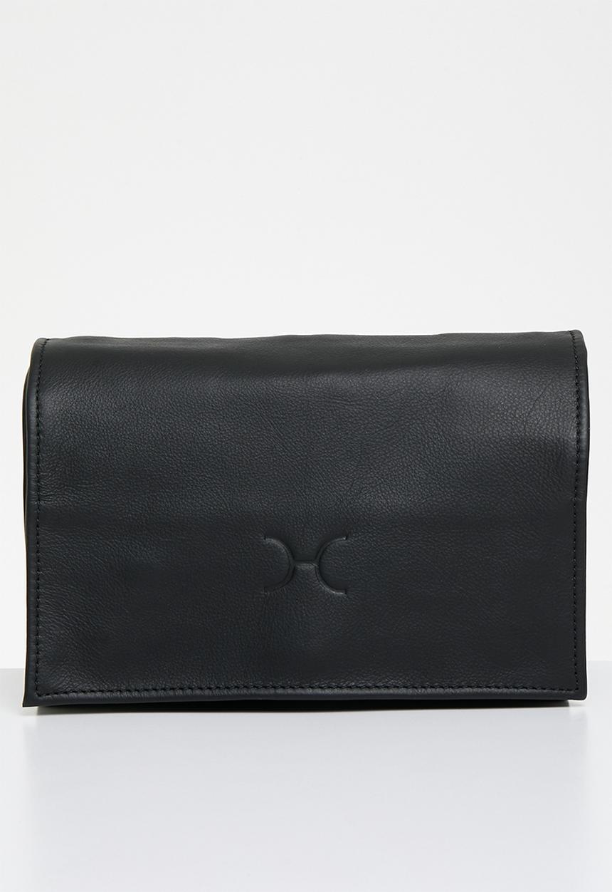 Thandana - Roll up toiletry - Black