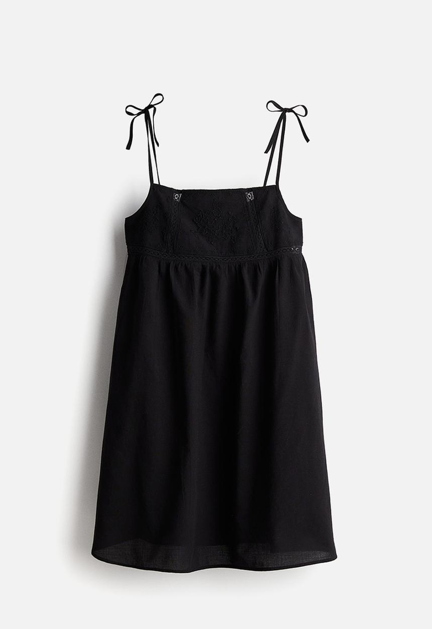H&M - Embroidered a-line dress - black