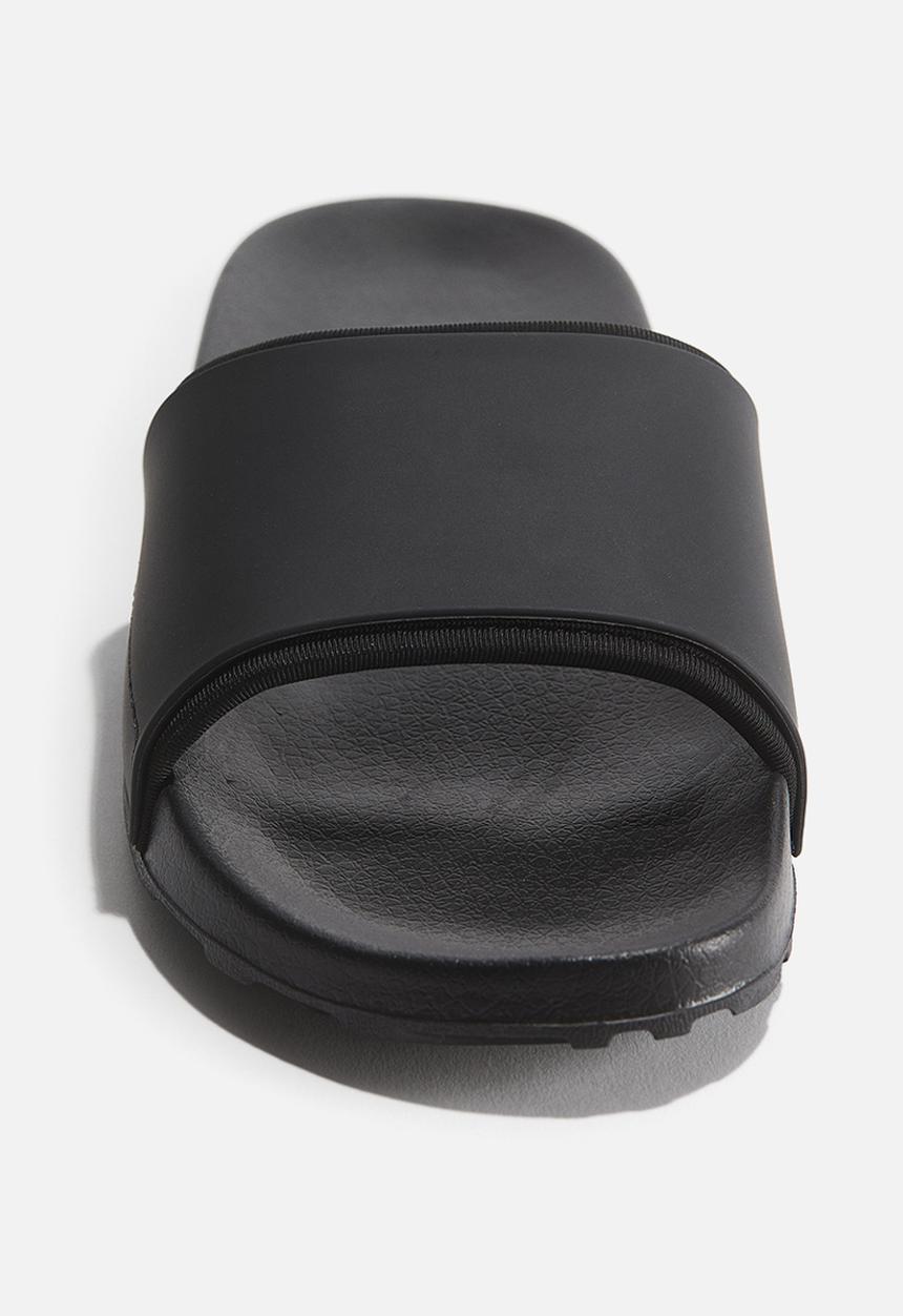 H&M - Pool slides - black