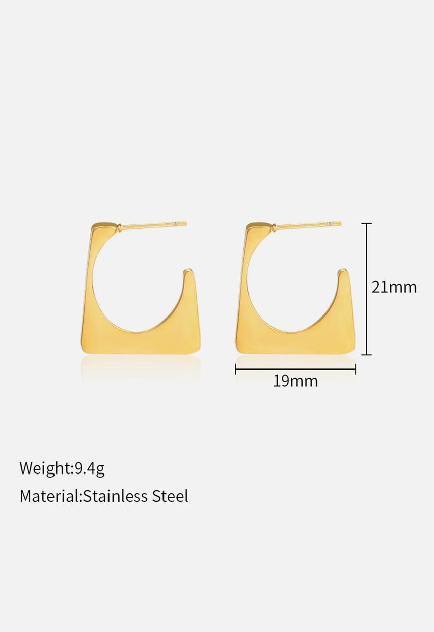 Zoe on Trend - Modern hoop earring- gold