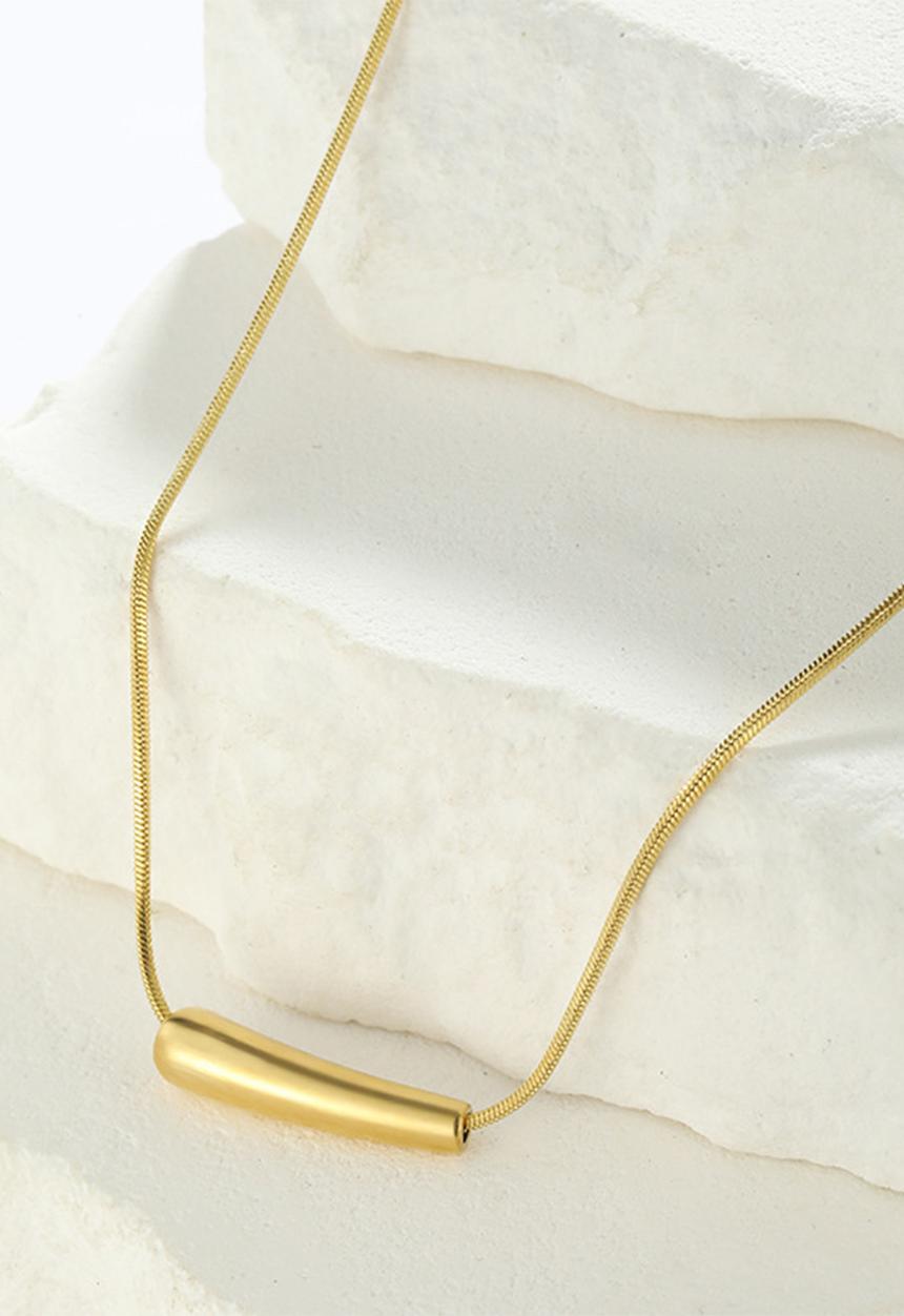Zoe on Trend - Modern designer necklace - gold