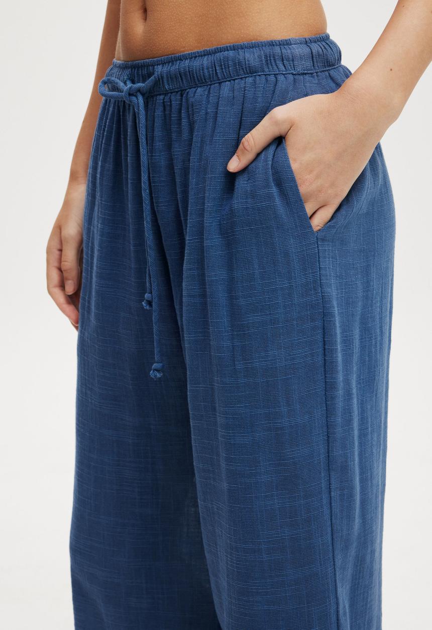 Cotton On - The Essential Beach Pant Asia Fit-Washed Indigo