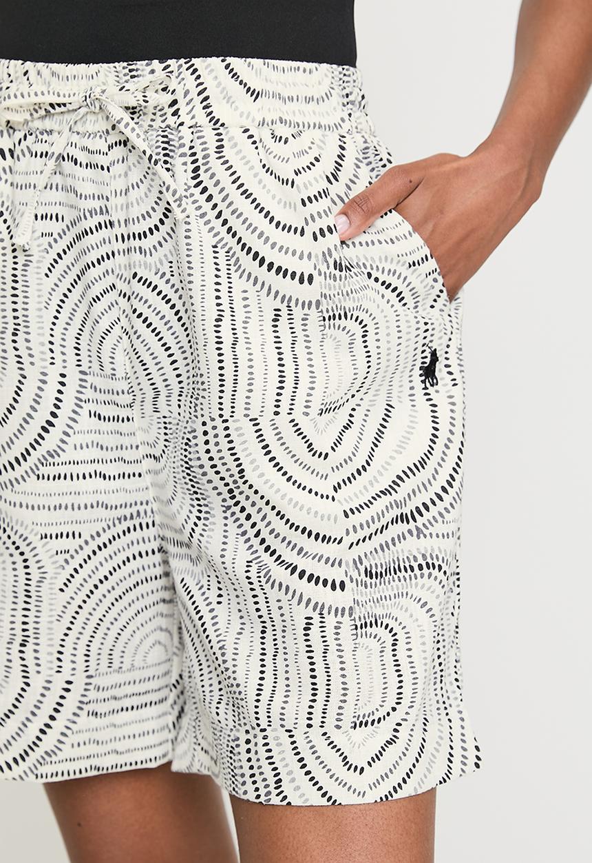 POLO - Wmn Carey Printed Short - Off White