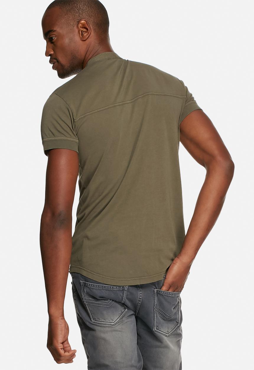 S.P.C.C - Henley plaket tee
