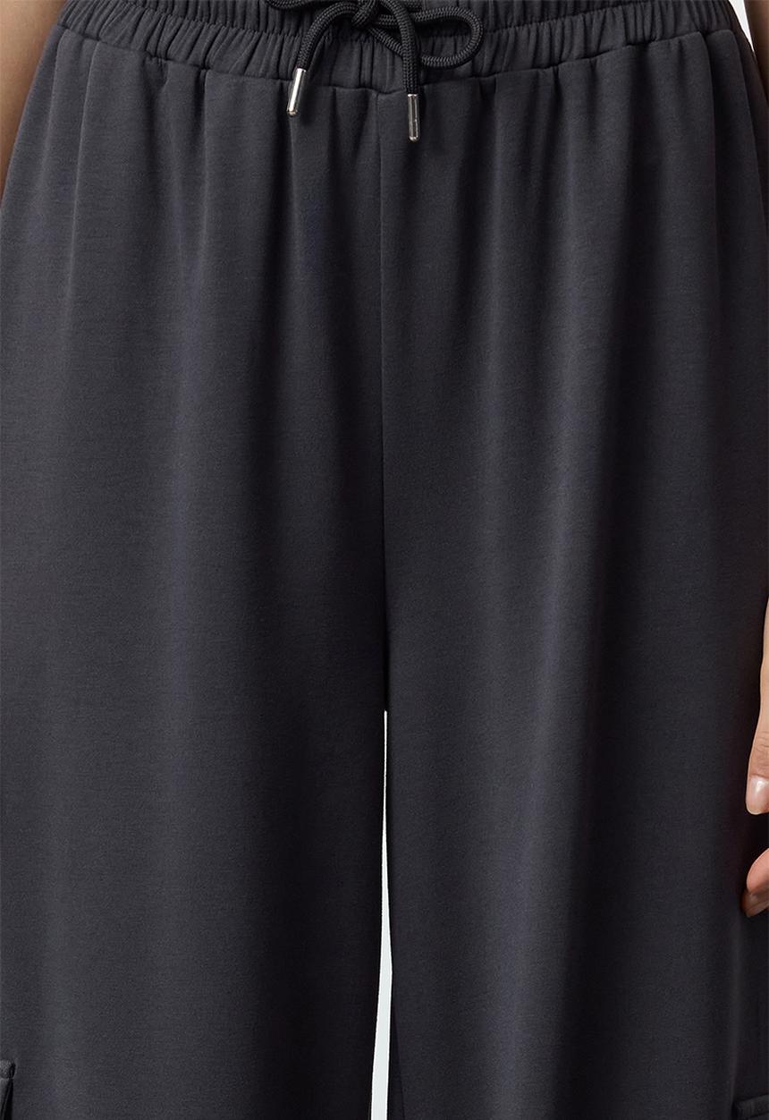 Trendyol - Cargo pocket soft touch tube leg knitted sweatpants - anthracite