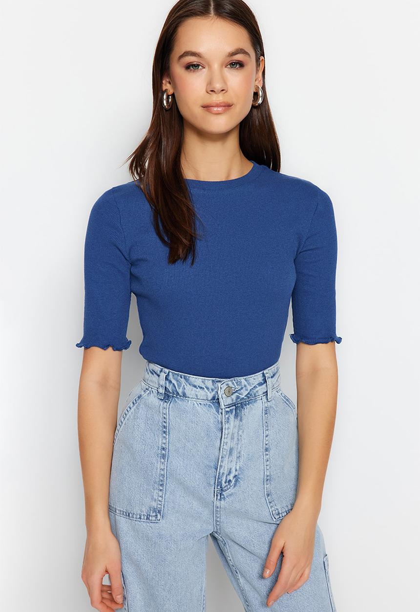 Trendyol - Crew neck fitted knitted top - blue