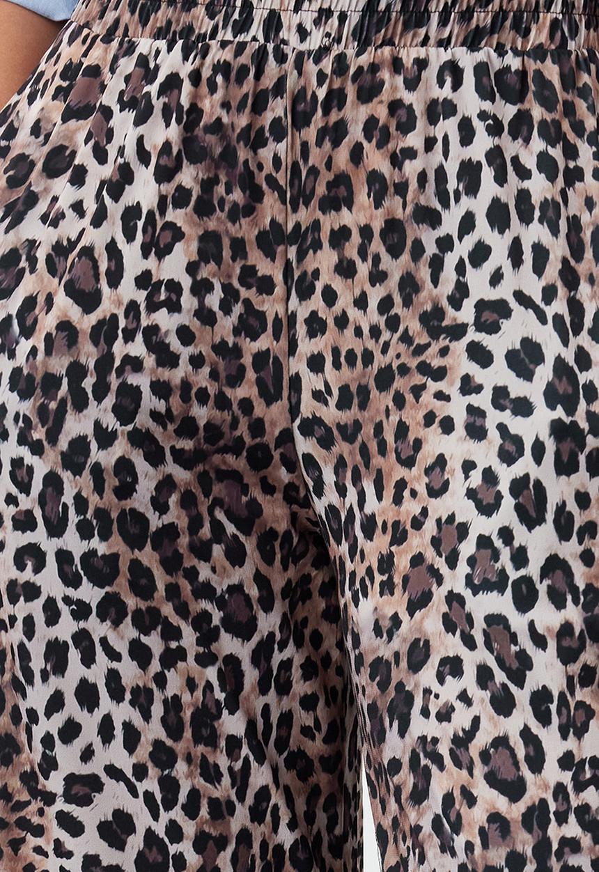 Trendyol - Wide Leg Trousers - Leopard Printed