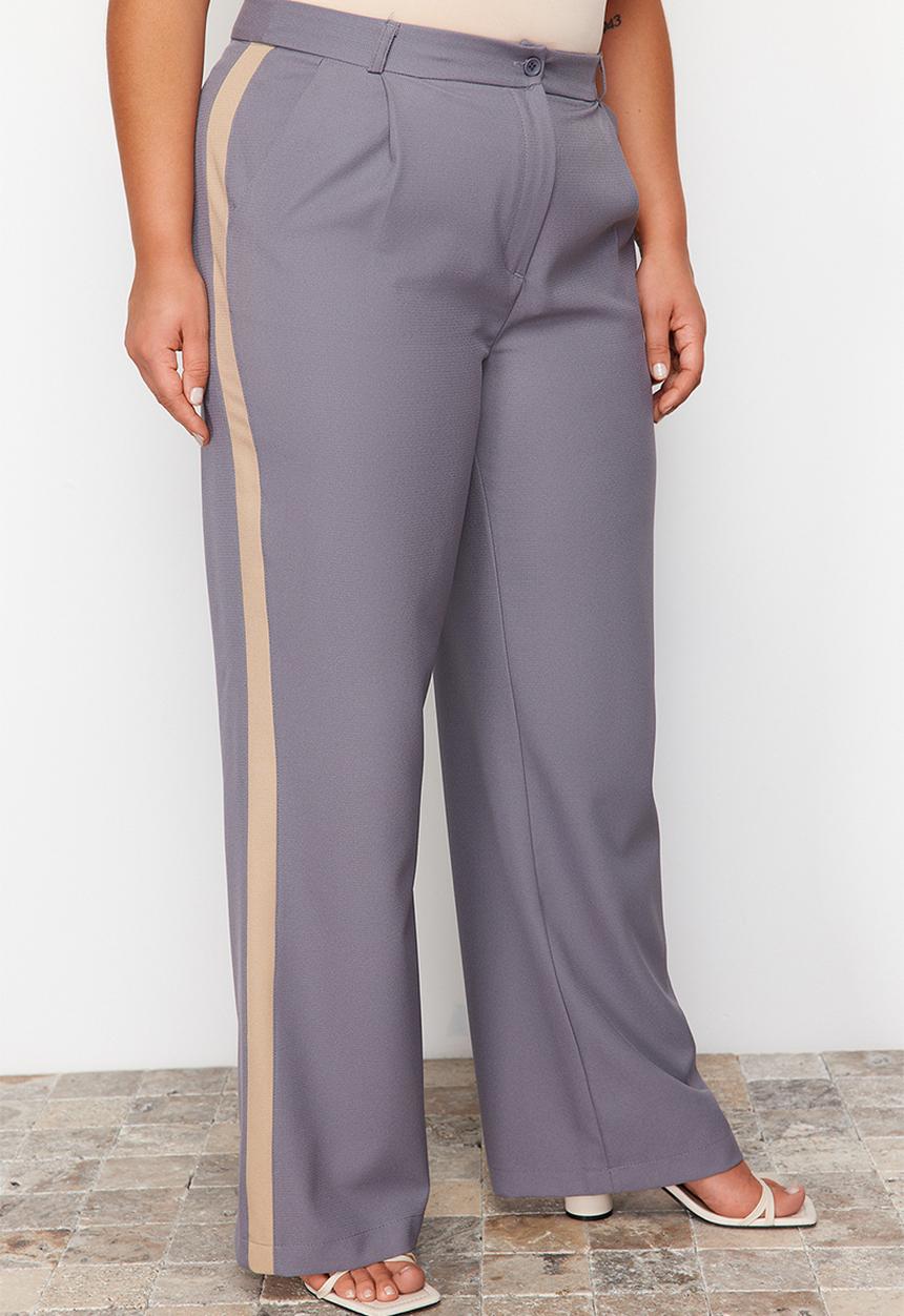Trendyol - Plus High Waist Wide Leg Trousers - Grey