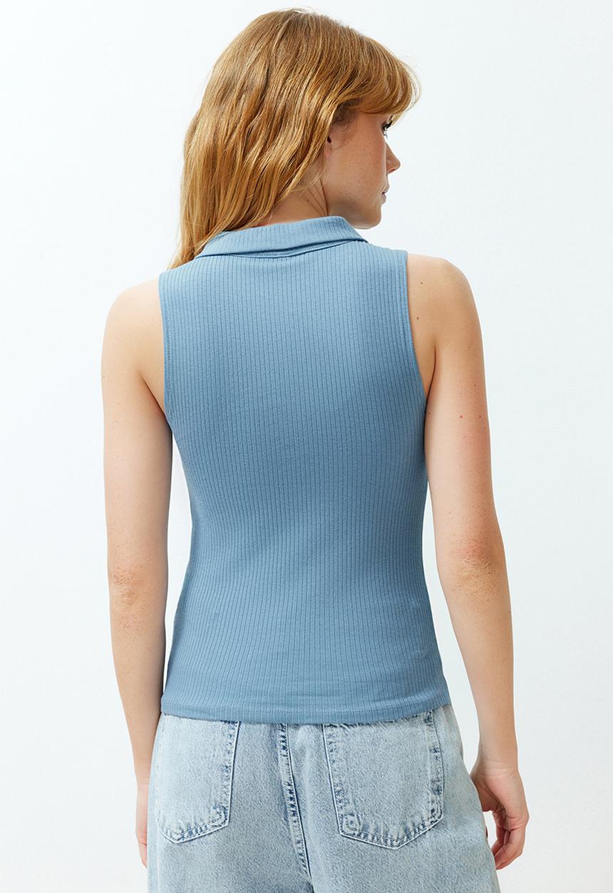Trendyol - Buttoned polo neck sleeveless knitted top - indigo