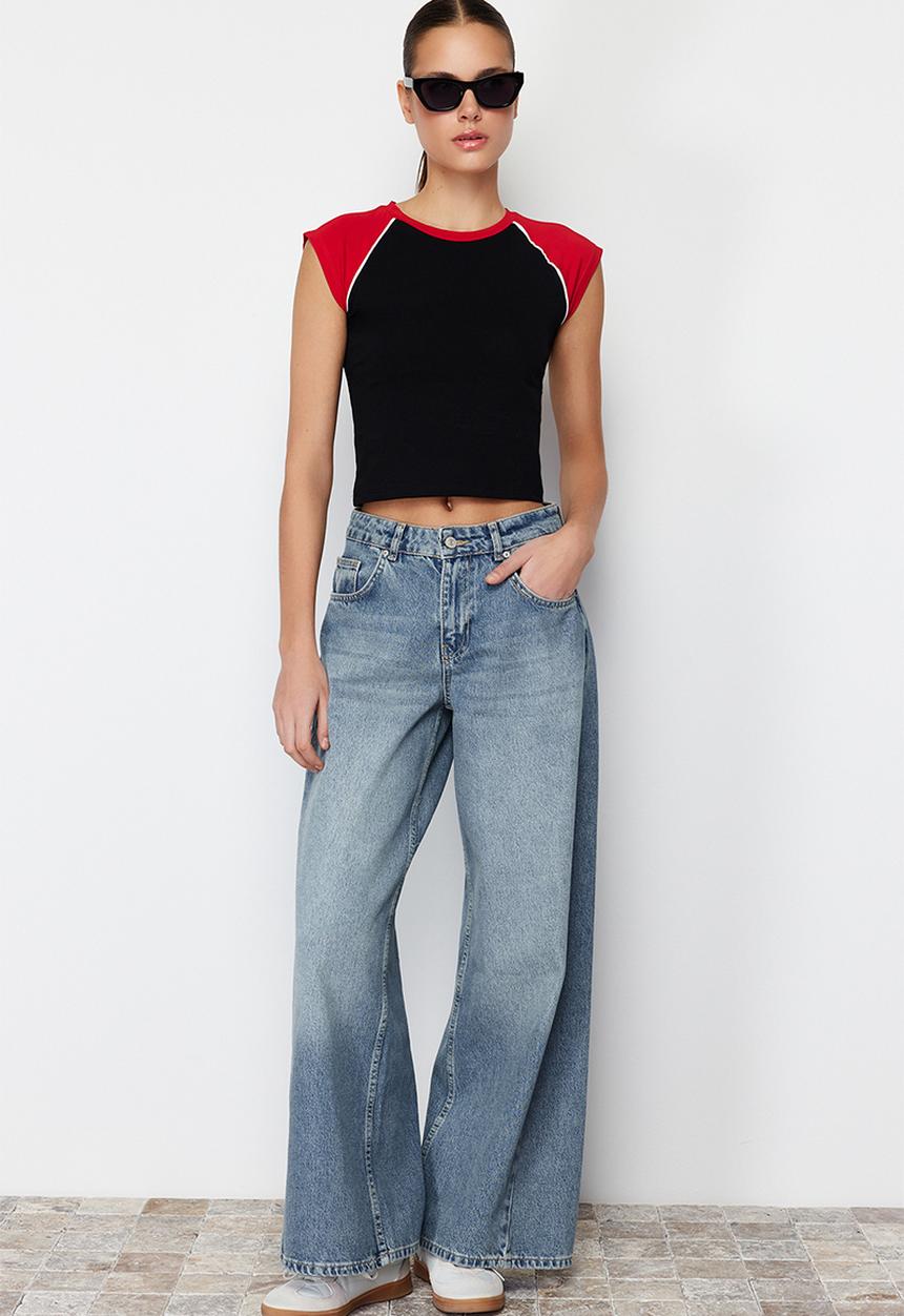 Trendyol - Colour block crew neck knit t-shirt - black