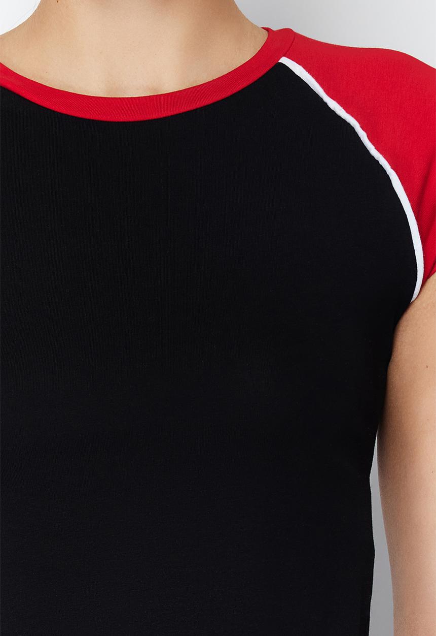 Trendyol - Colour block crew neck knit t-shirt - black