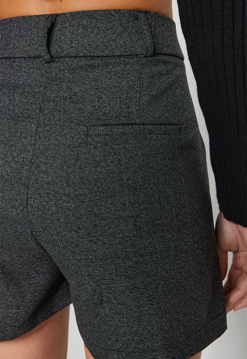 Trendyol - Regular Fit Woven Shorts - Anthracite