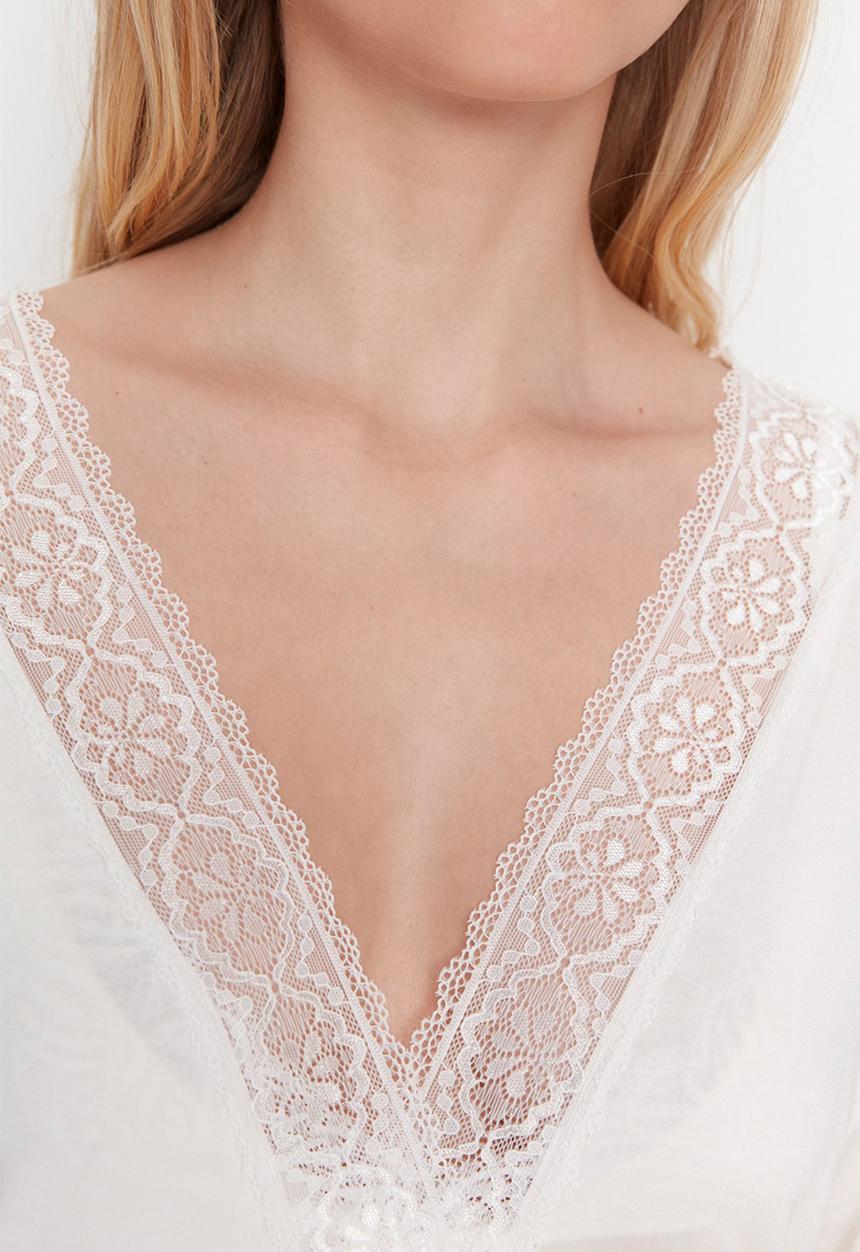 Trendyol - Belted Lace Dressing Gown - Ecru