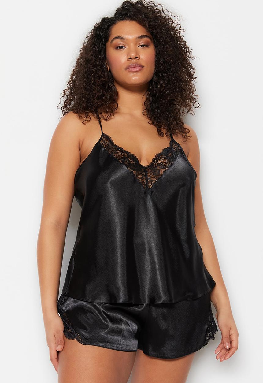 Trendyol - Plus Lace detailed satin pajama set - black