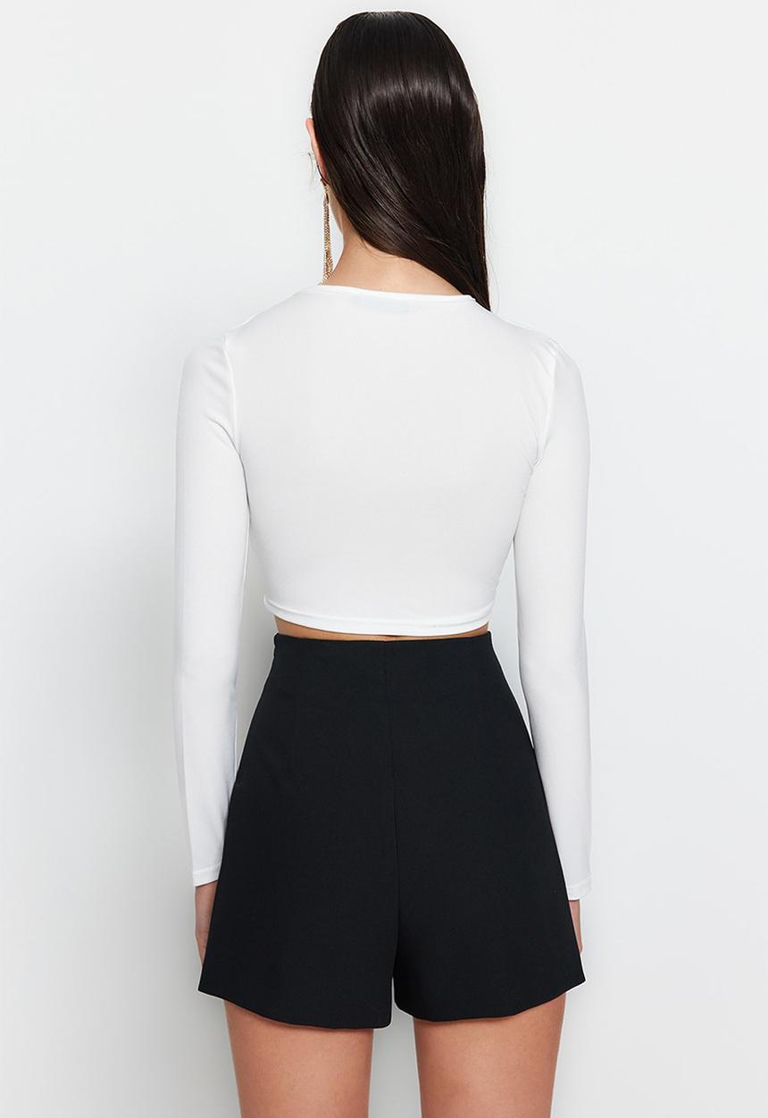 Trendyol - Crop Lined Window/Cut Out Detail Blouse - Ecru