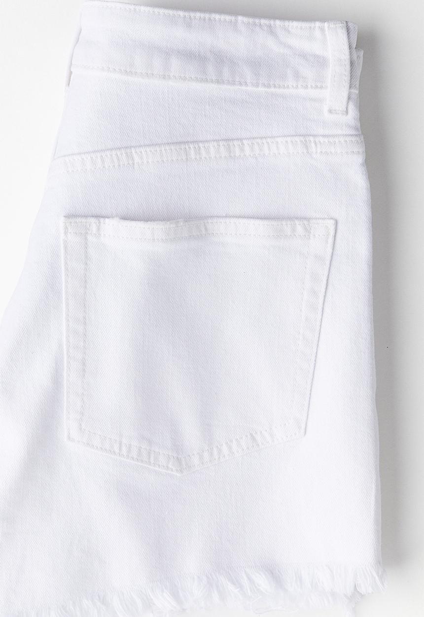 H&M - High-waisted denim shorts - white
