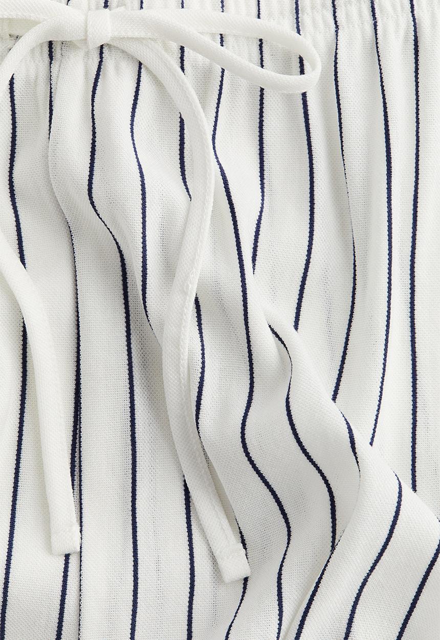 H&M - Pull-on shorts - white & blue striped