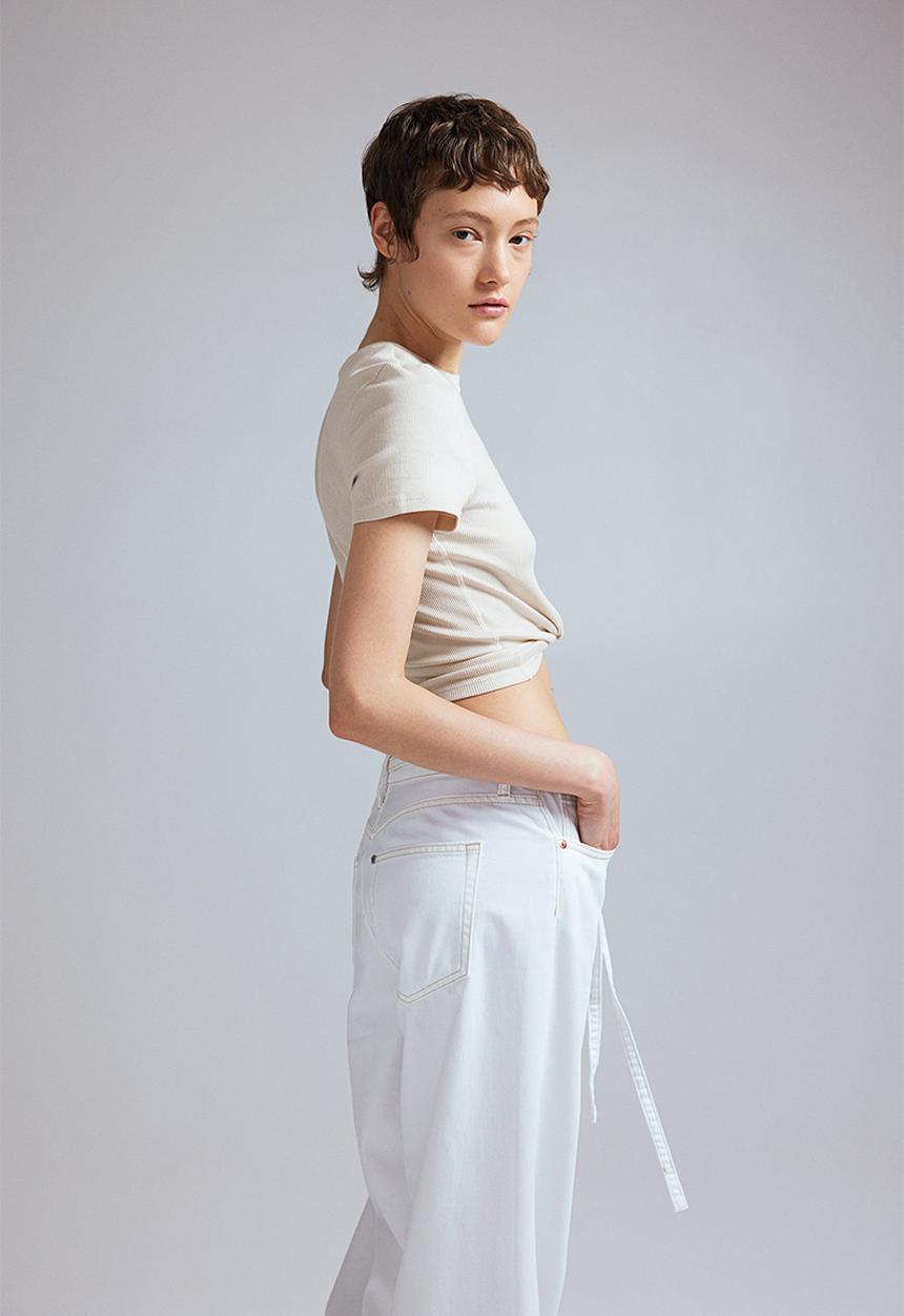 H&M - Fitted T-shirt - light greige 