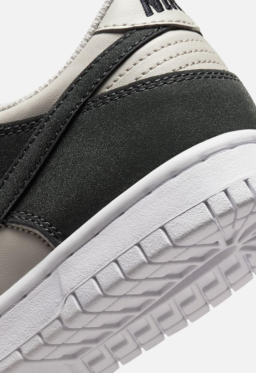 Nike - Nike Dunk Low Hf - Lt Iron Ore/Anthracite-White-Gym Red