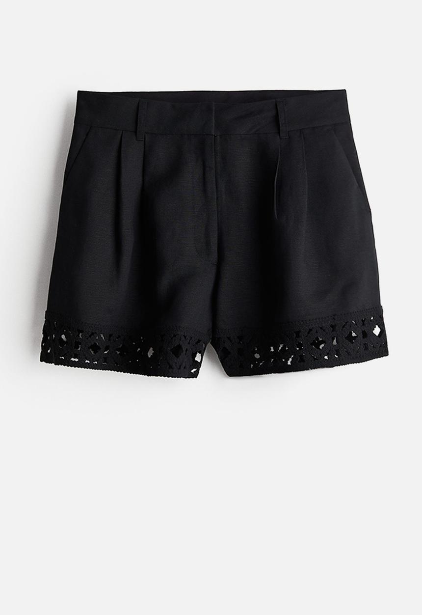 H&M - Crochet-look-trim shorts - black
