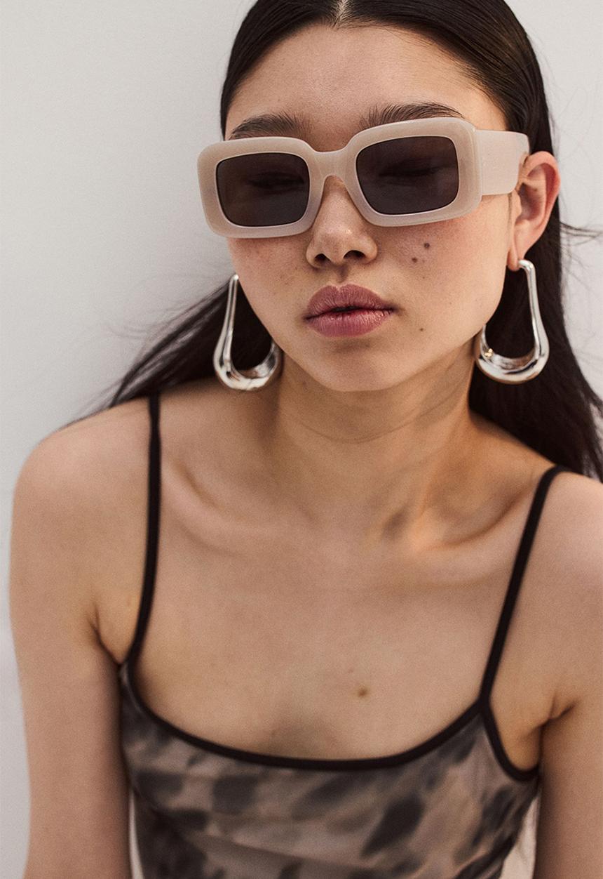 H&M - Rectangular sunglasses - beige