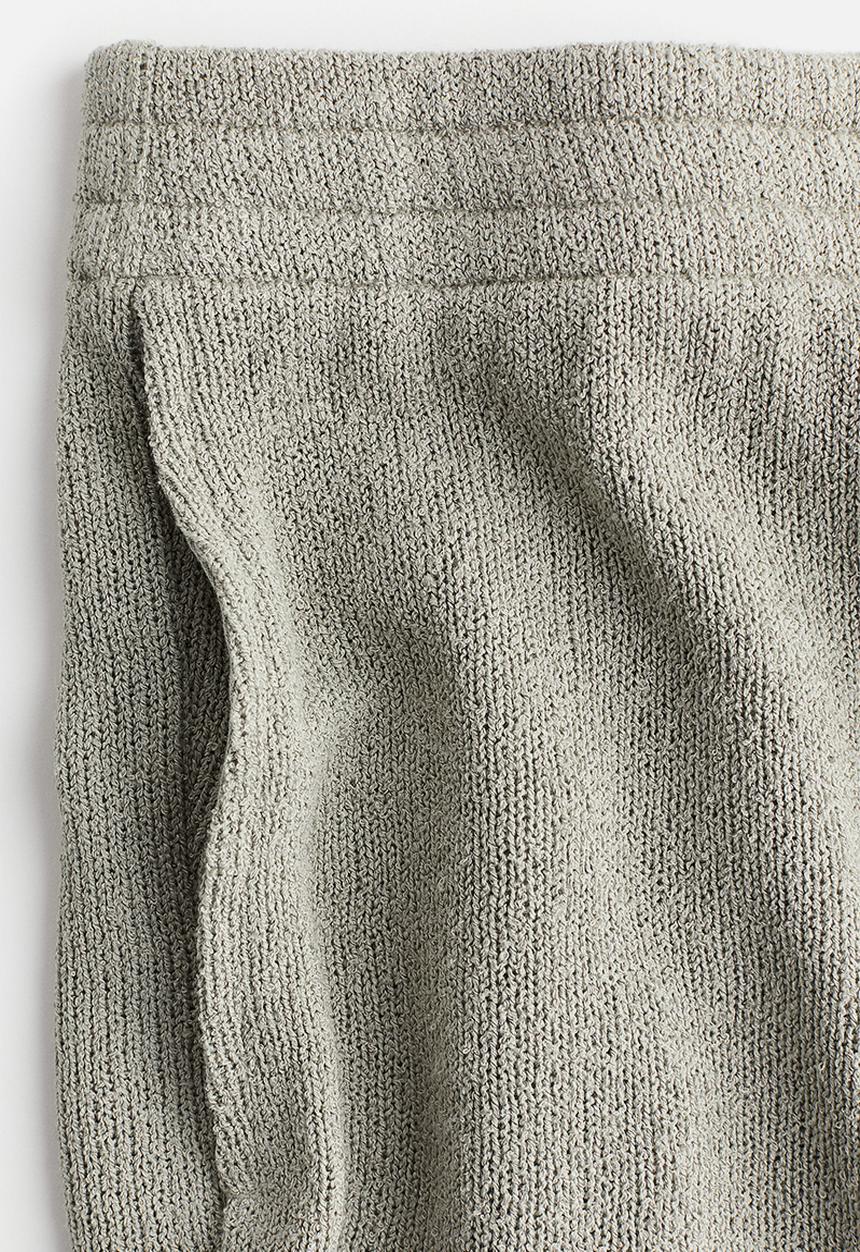 H&M - Jersey shorts - sage green