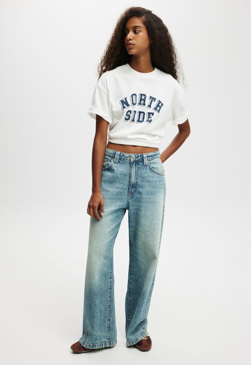 Cotton On - The Premium Boxy Graphic Tee - North Side/ Vintage White