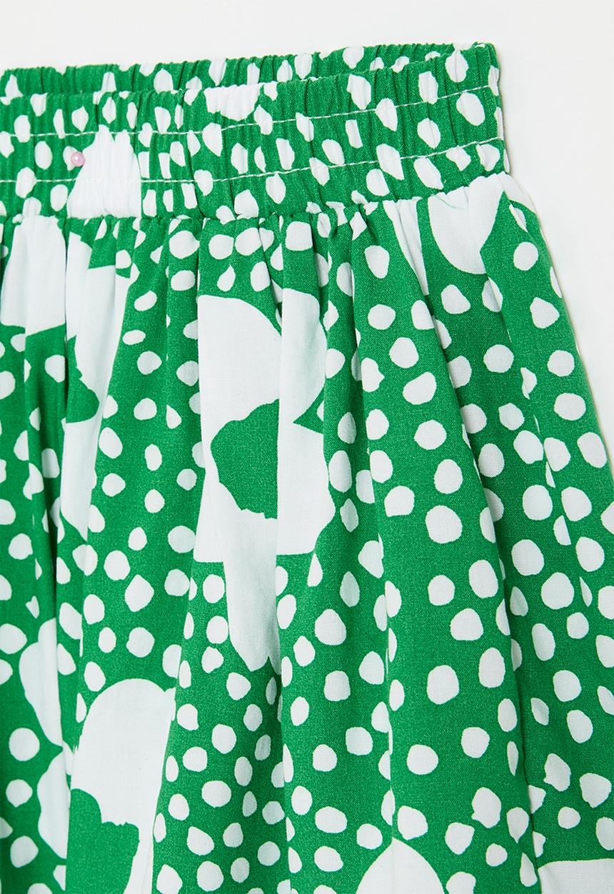 Pop Candy - Floral shorts - green & white