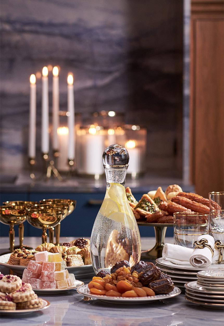 H&M - Clear glass carafe - clear glass & gold-coloured