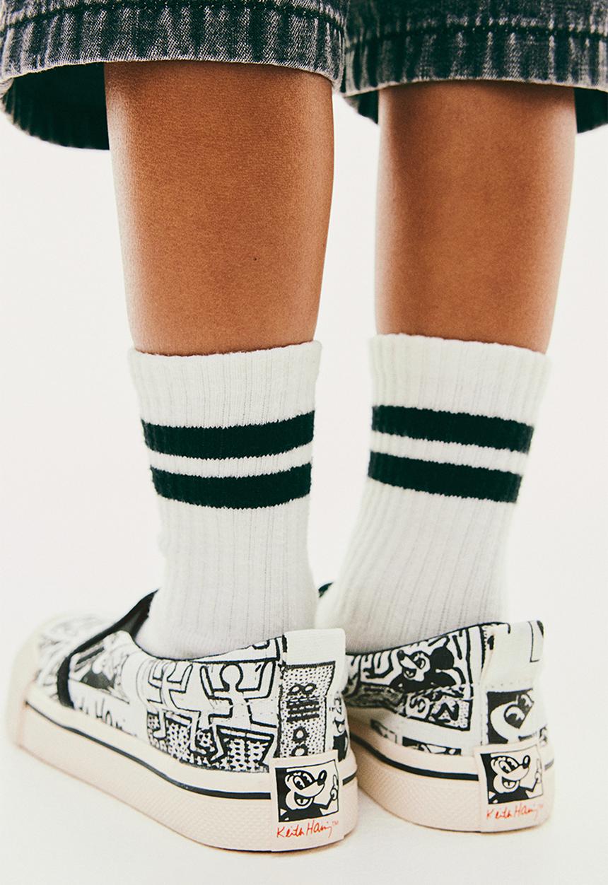 H&M - Keith Haring X H&M:  Printed slip-on trainers - white/patterned