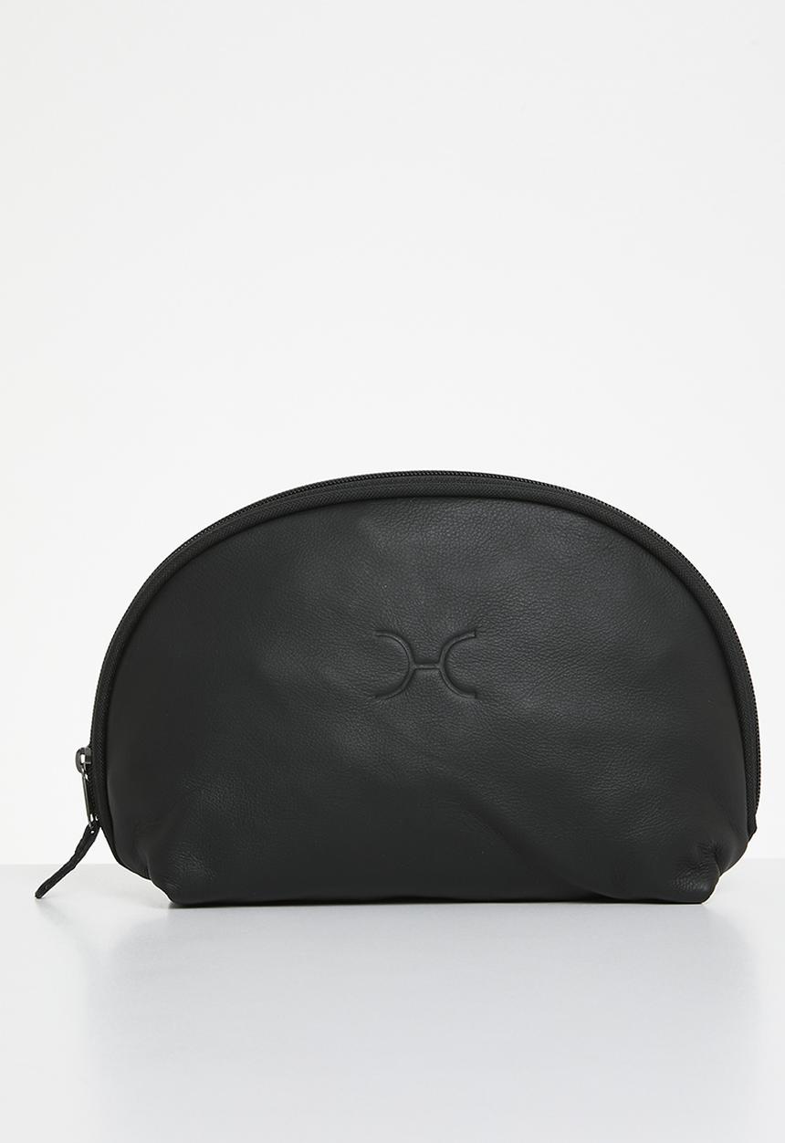 Thandana - Half moon travel pouch Leather - Black