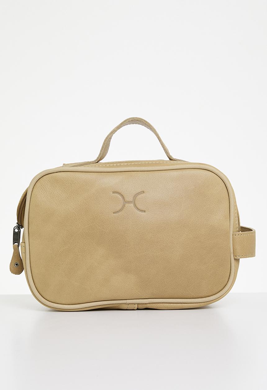 Thandana - Travel Leather toiletry bag - Hazelnut