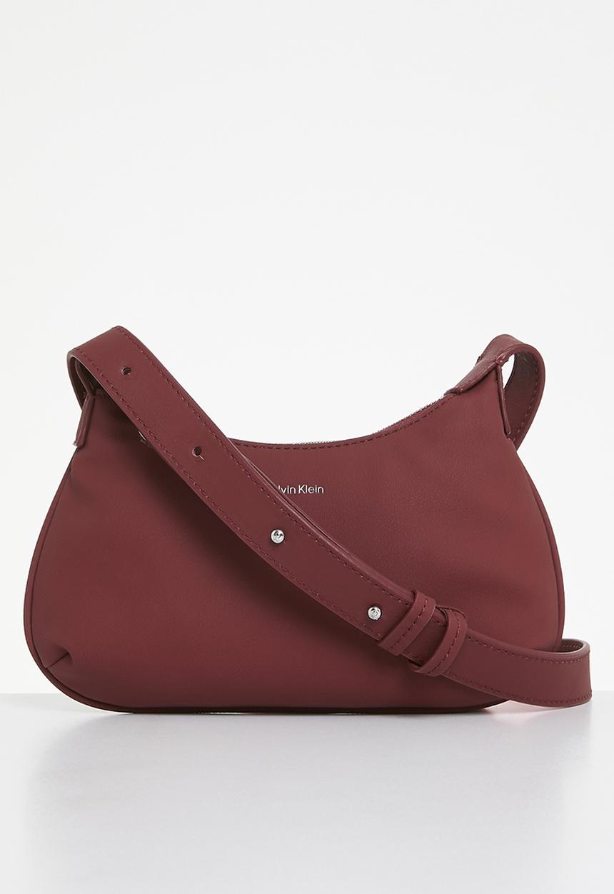 Calvin Klein - Soft crossbody bag - biking red