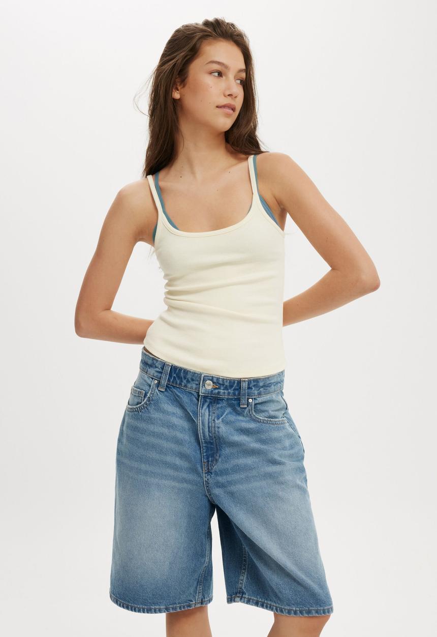 Cotton On - Super Baggy Denim Jort - Blue Haze
