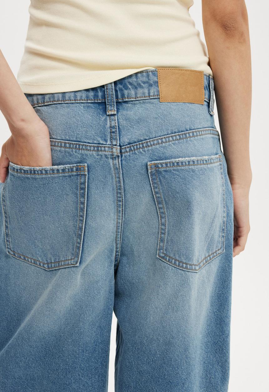 Cotton On - Super Baggy Denim Jort - Blue Haze