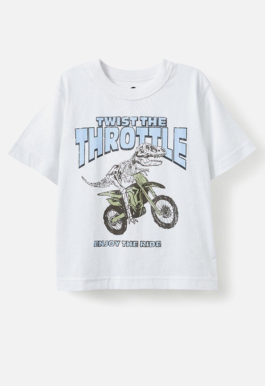 Cotton On - Jonny short sleeve graphic print tee - white/twist the throttle