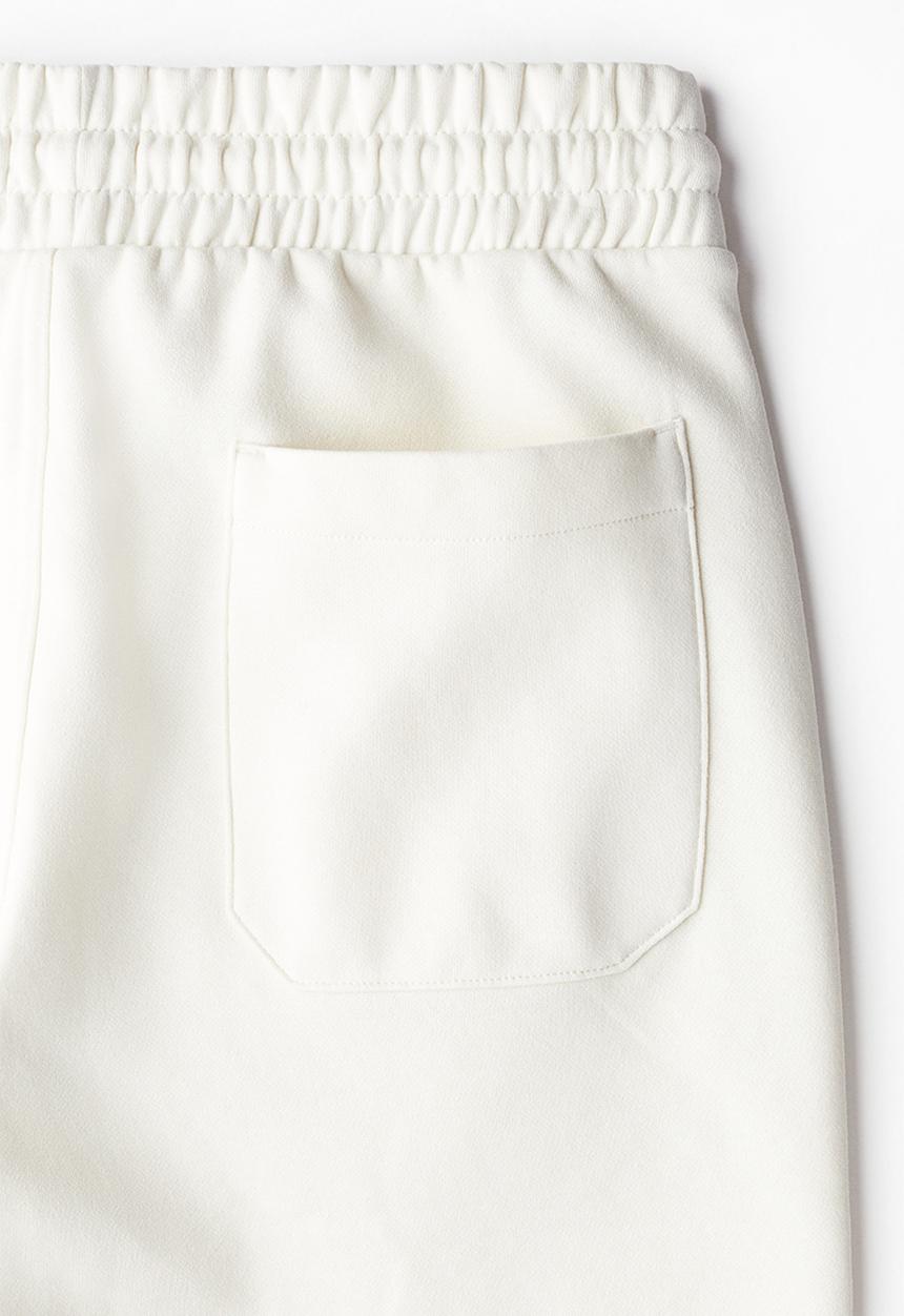 H&M - Regular fit sweatshorts - cream 