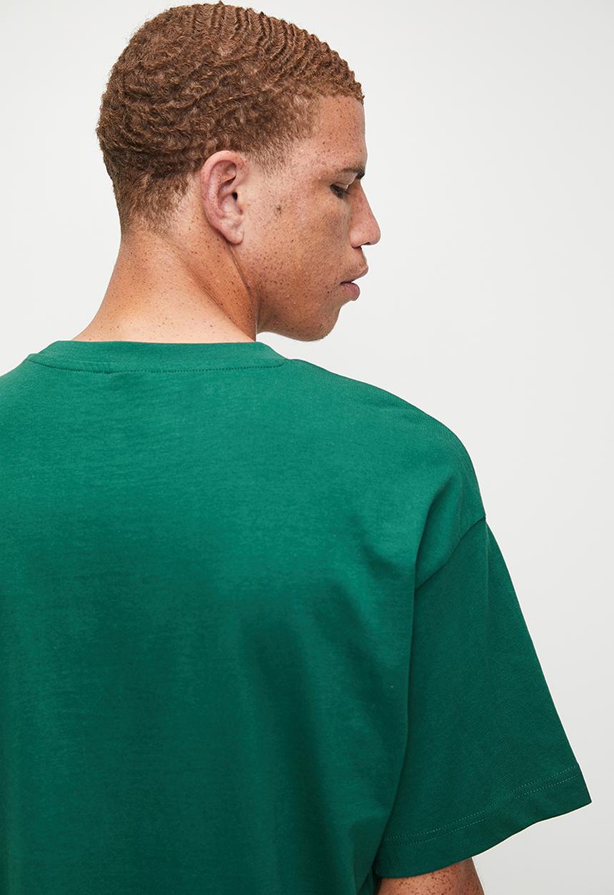 Cotton On - Box Fit Text T-Shirt - Evergreen/Midnight Memoir