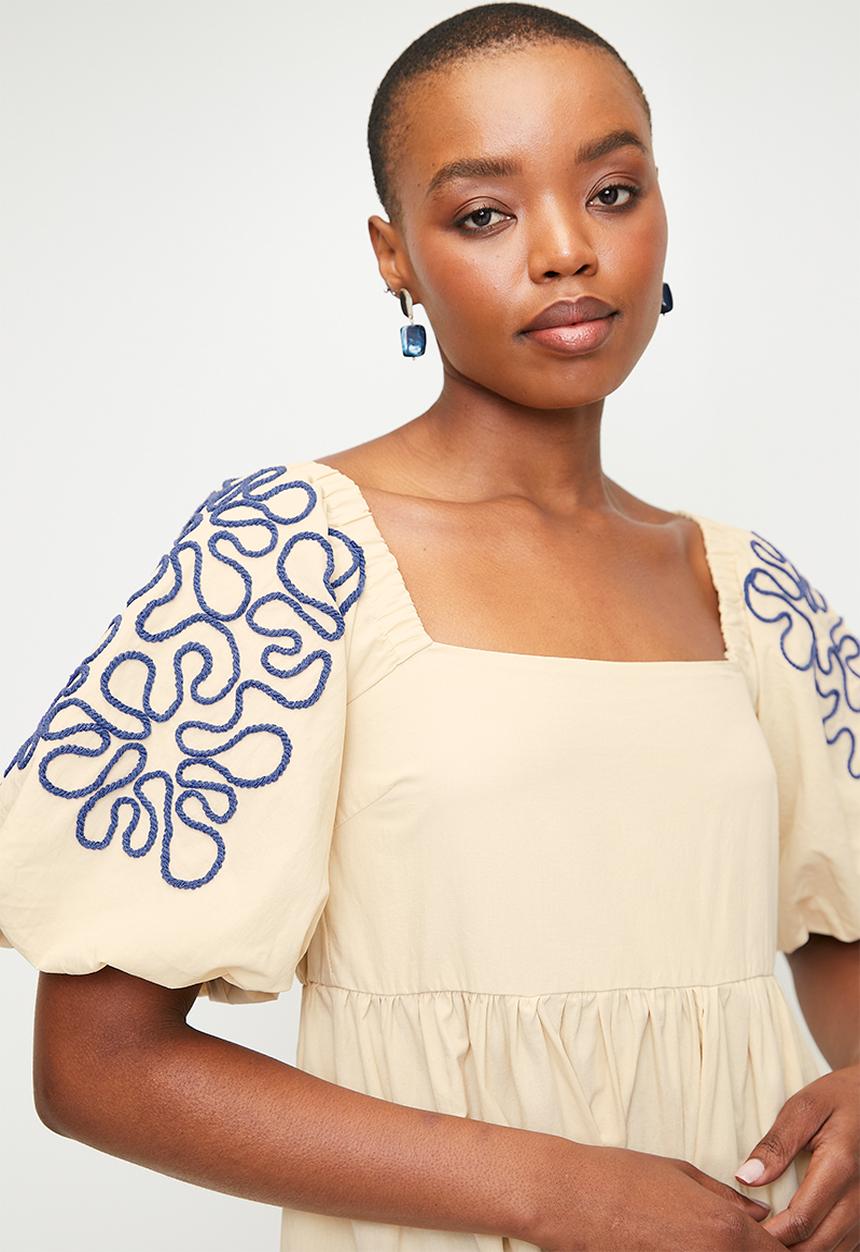 edit - Square neck puff sleeve fit & flare dress - neutral