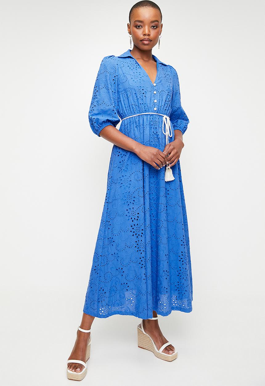 edit - Button thru anglaise shirt dress with belt - blue