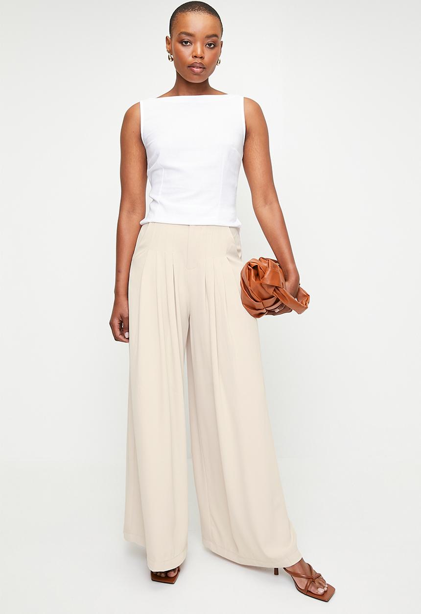 edit - Sewn in pleated pants - neutral