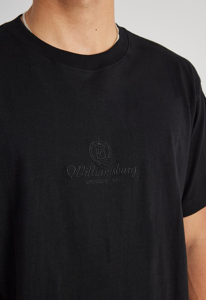 Factorie - Relaxed Fit Graphic T Shirt - Uc Black/Williamsburg Crest