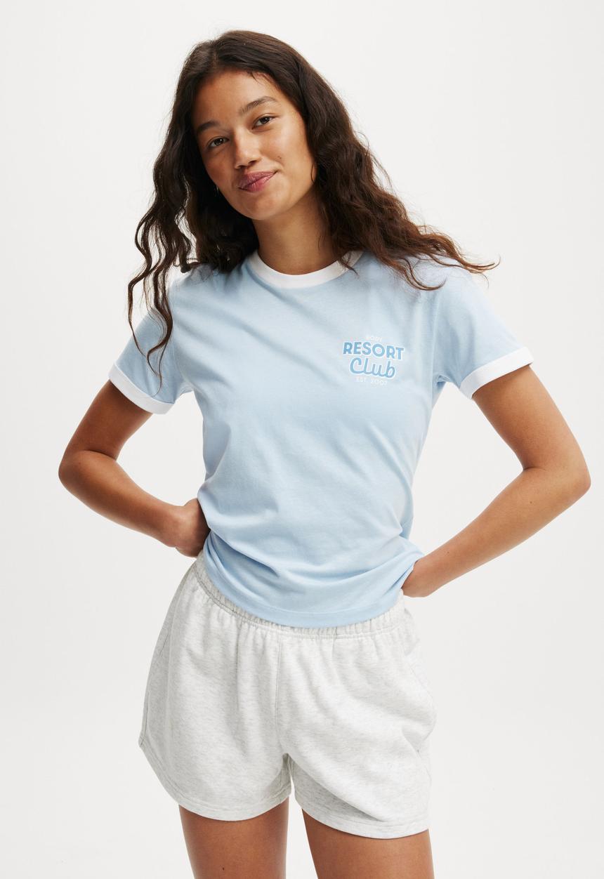 Cotton On - Active Graphic Crew Tshirt - Windsurfer/Resort Club
