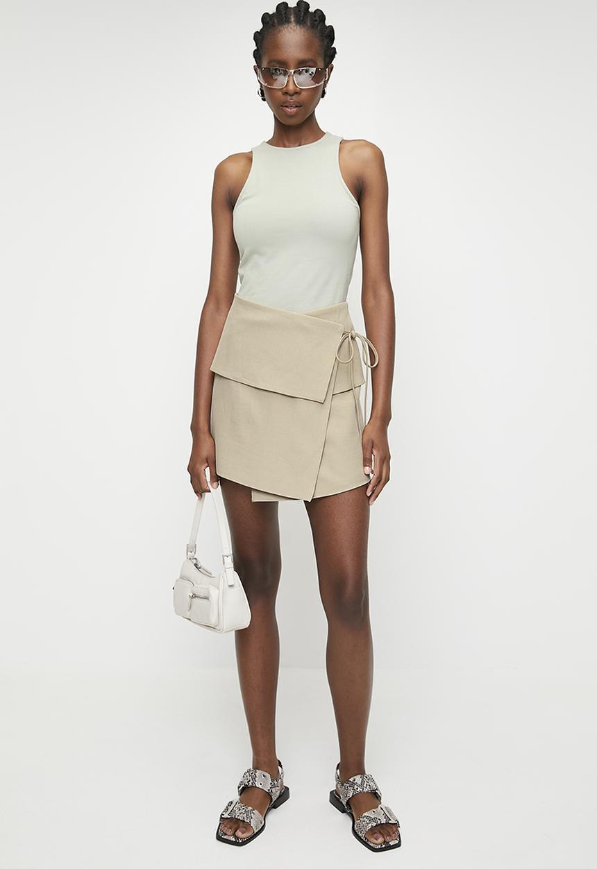 Superbalist - Twill wrap tie detail skort - Taupe