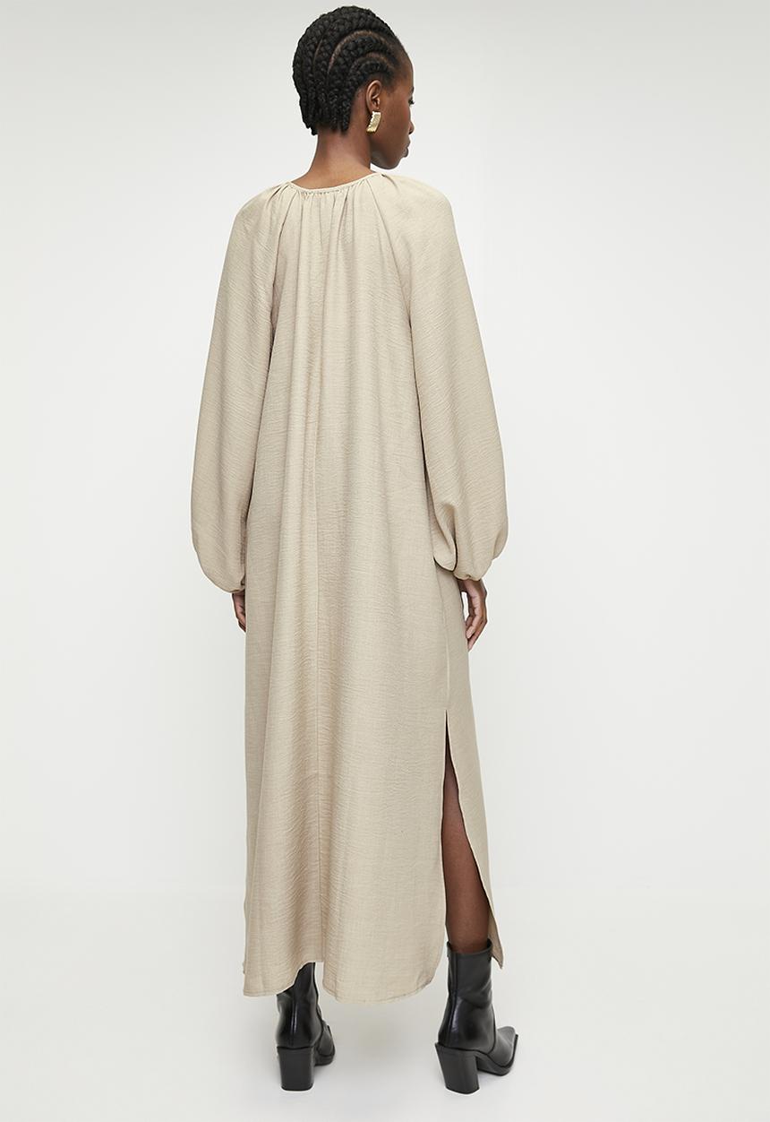 Volume sleeve Maxi Tunic with Slit - Neutral