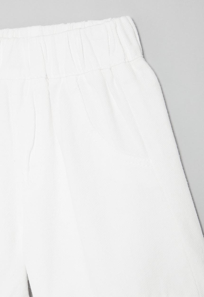 Pop Candy - Frilled hem shorts-white