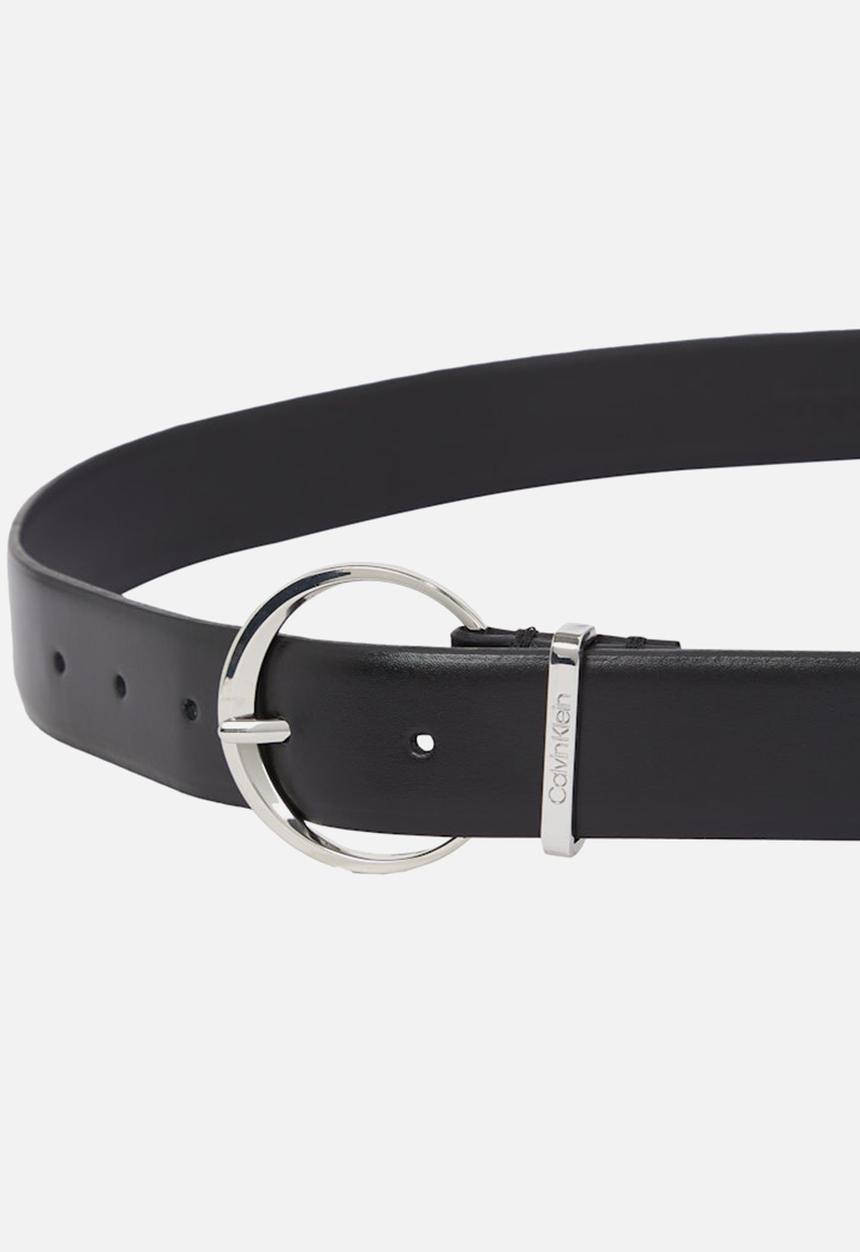 Calvin Klein - Must round buckle belt-black