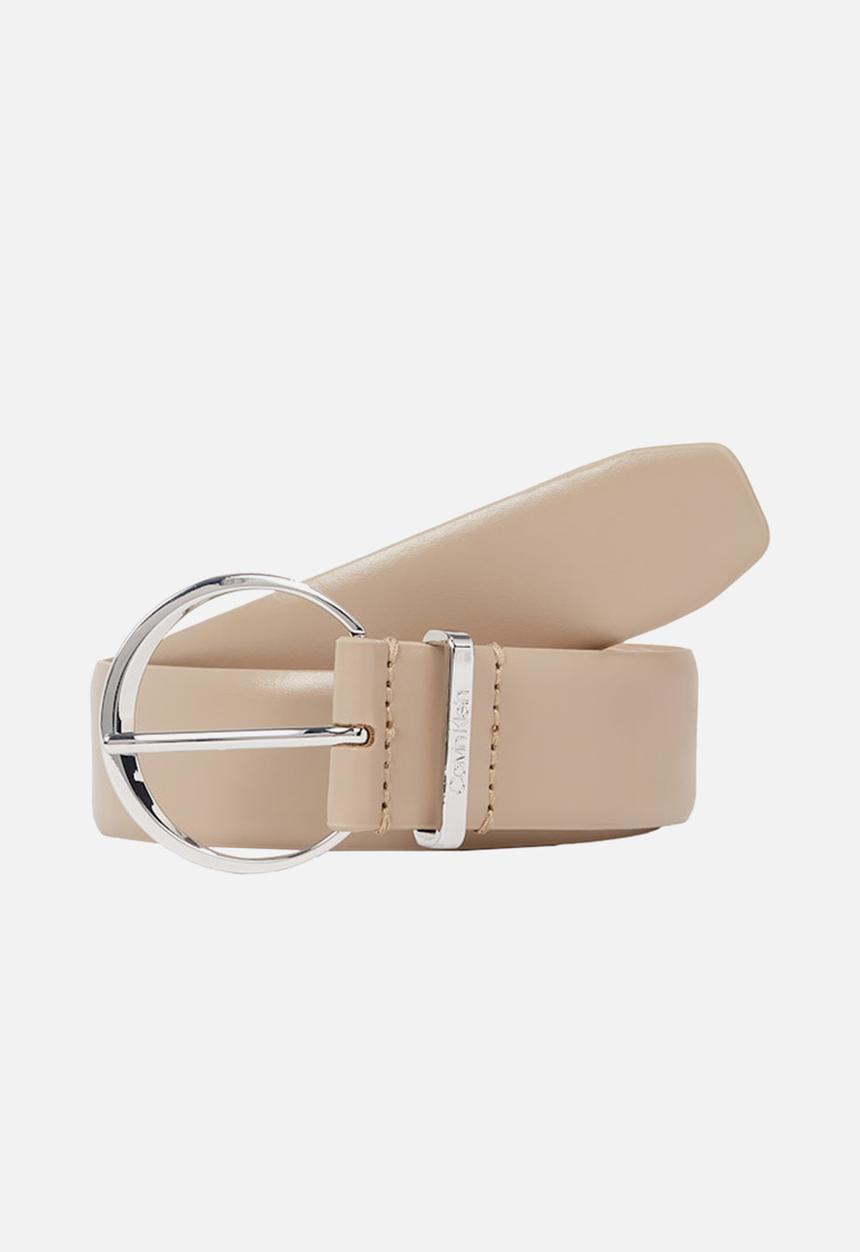 Calvin Klein - Must round buckle belt-beige