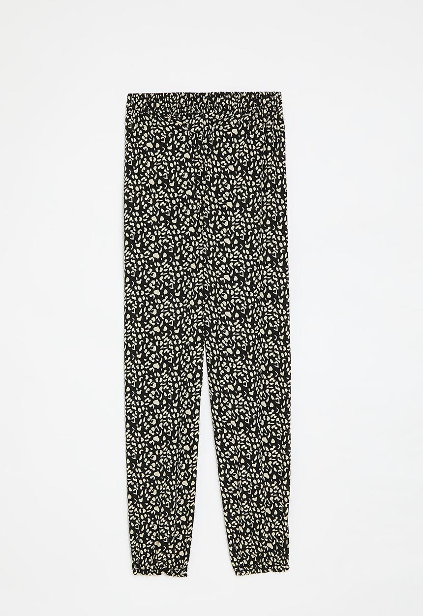 HAILYS - Roxy t pants - black leo
