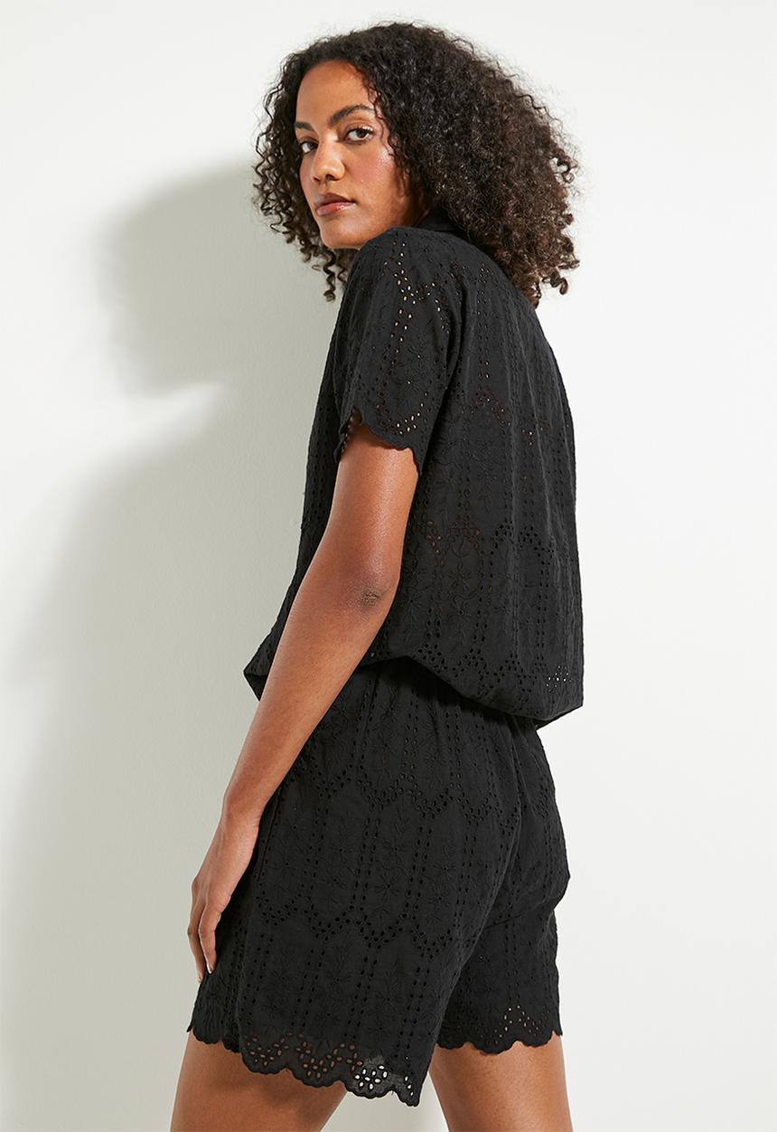Superbalist - Anglaise pull on shorts - black